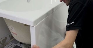 Установка экрана под ванну - цена за работу от 4160 руб. в Усинске